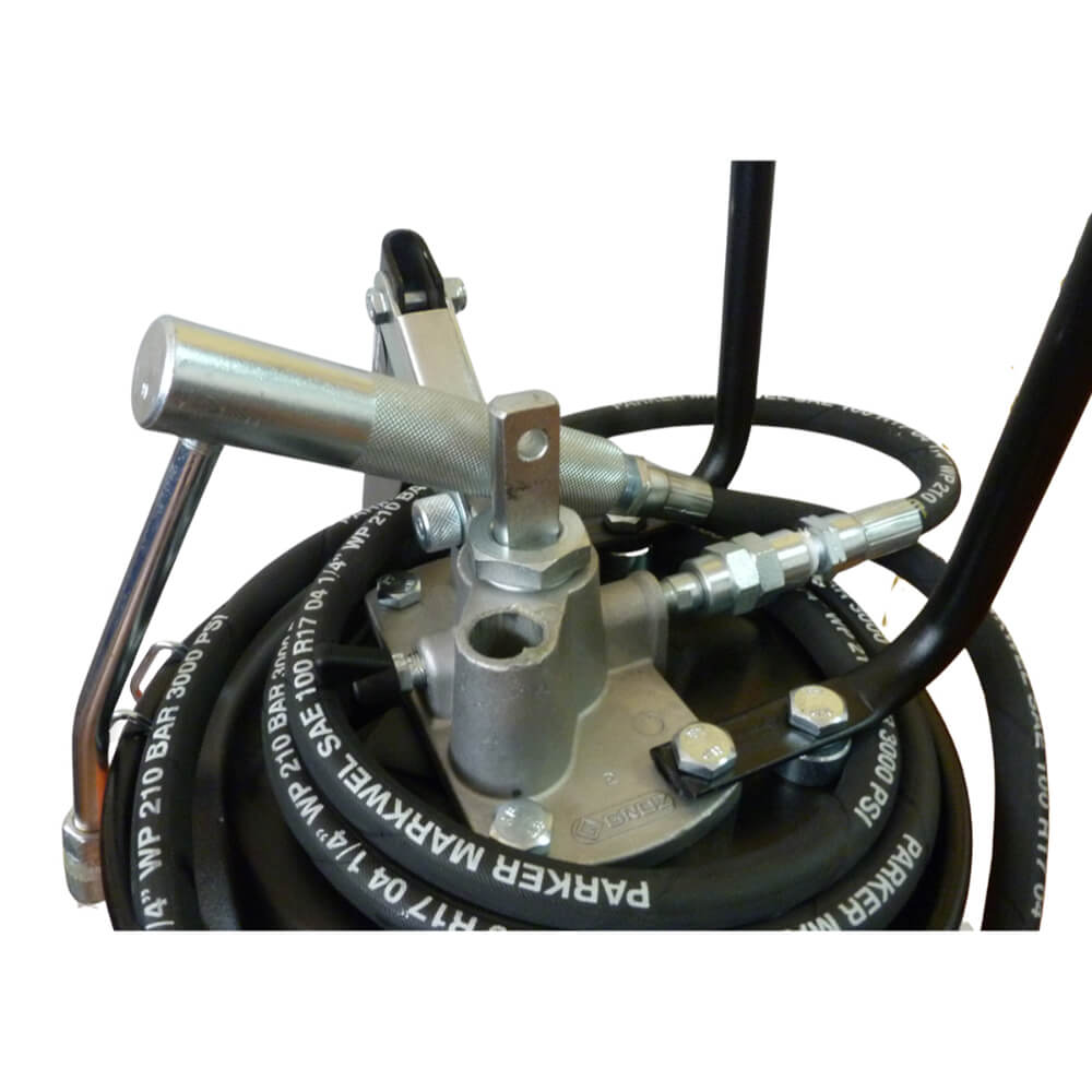 Engrasadora manual 33 libras con ruedas VGP/15 Groz