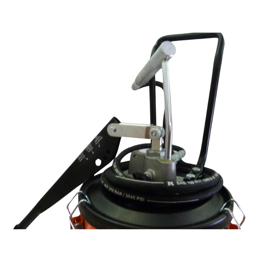 Engrasadora manual 22 libras con ruedas VGP/10 Groz